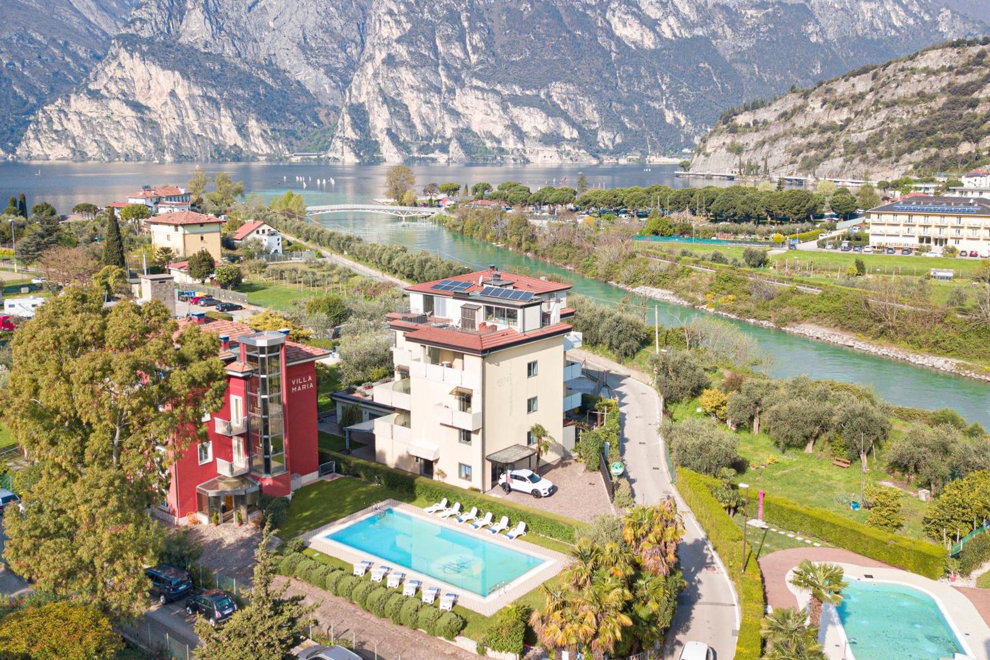 Bike & Wind Hotel Villa Maria Torbole Sul Garda Exteriör bild