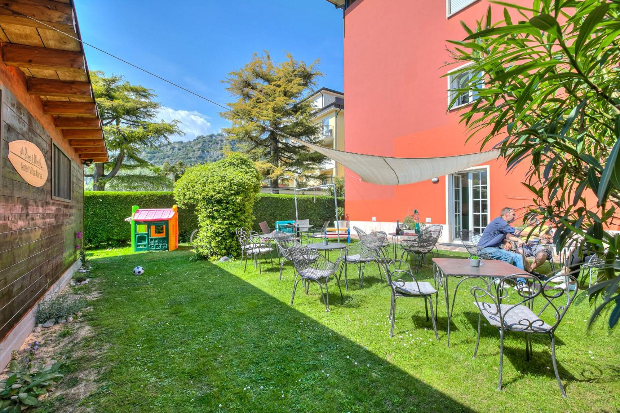 Bike & Wind Hotel Villa Maria Torbole Sul Garda Exteriör bild