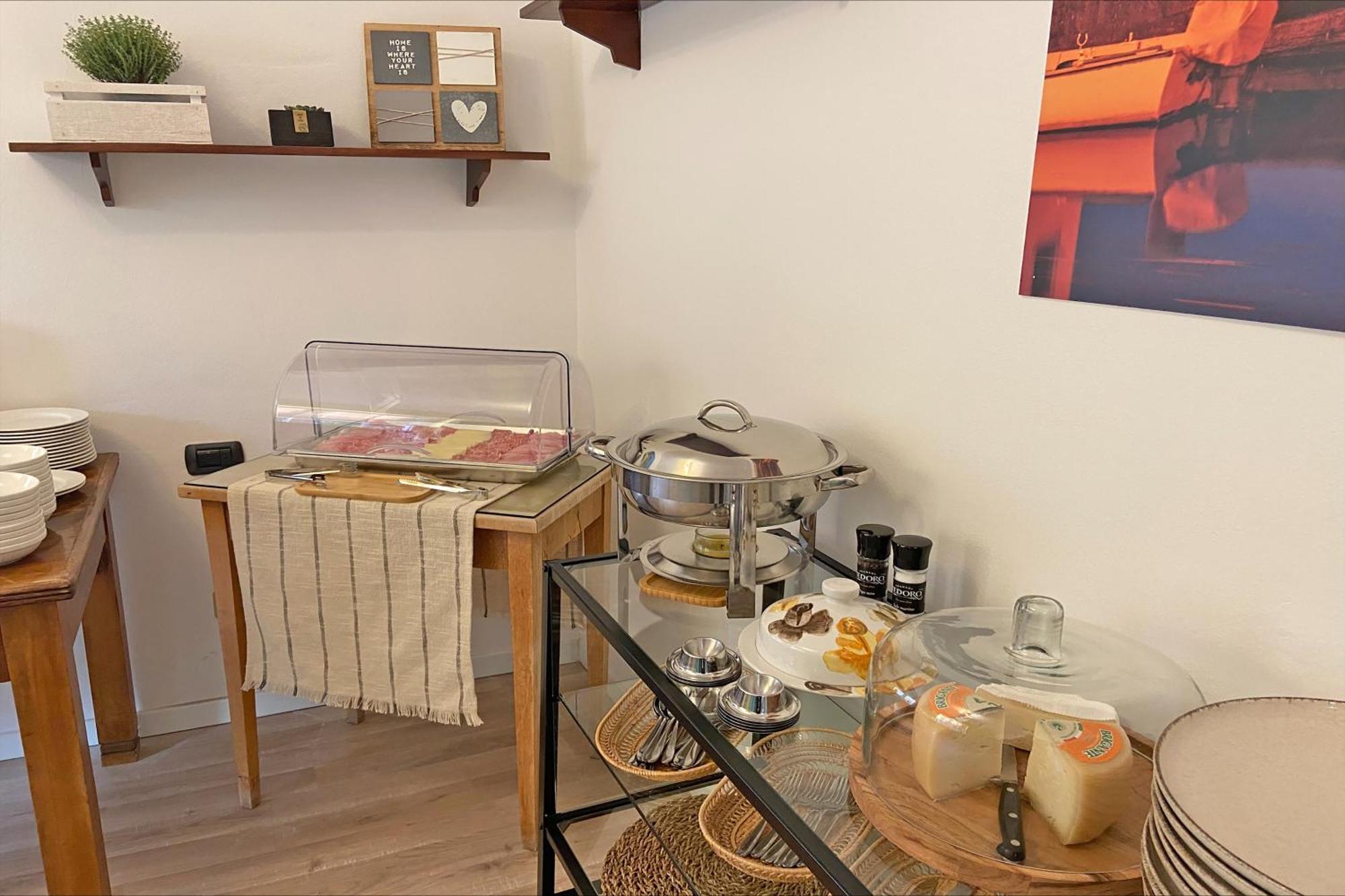 Bike & Wind Hotel Villa Maria Torbole Sul Garda Exteriör bild